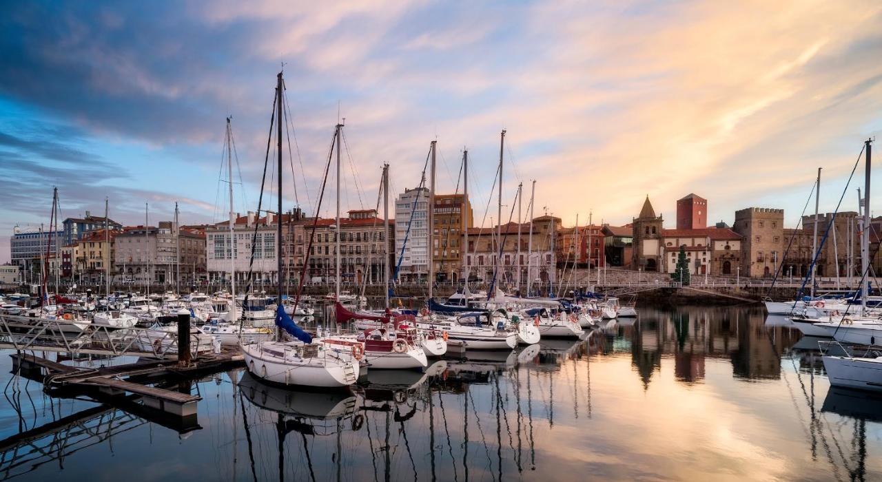 Las Terrazas De Gueeli 6 Pax Wifi - Garaje - Vistas - Vut-3391-As Gijón Kültér fotó